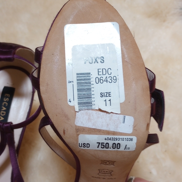 ⭐HP⭐ESCADA Strapy Heels - Picture 5 of 5